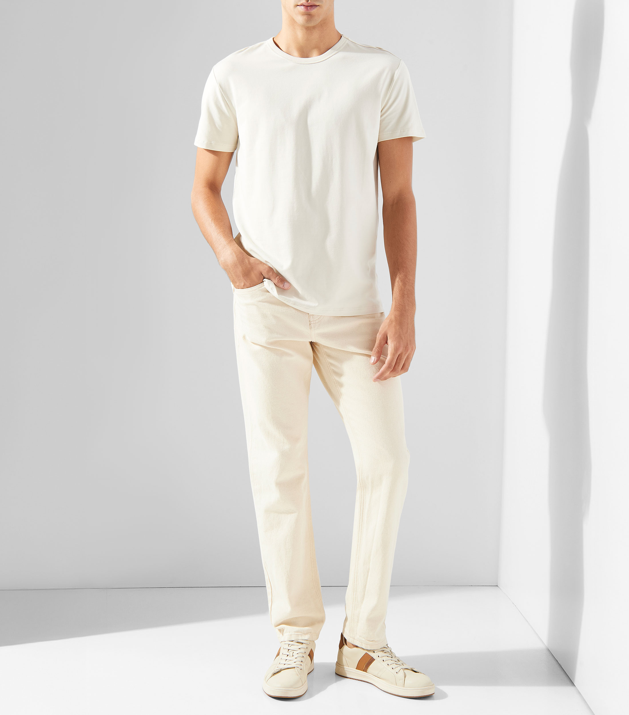 Playera cuello redondo manga corta lisa Hombre